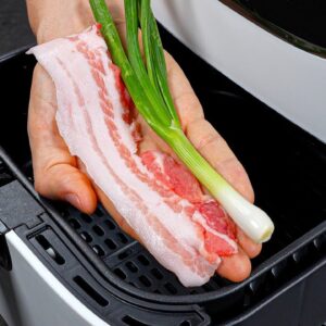 Toto jedlo z dvoch ingrediencií z air fryera je úplne šialené!