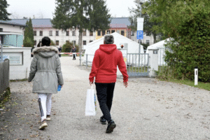 Od 1. júla sa zavedú povinné verejnoprospešné práce pre ukrajinských utečencov ž...