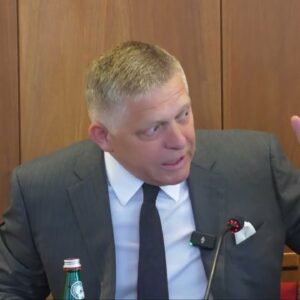 KÝM NEDOSTANEME ODPOVEĎ OD EÚ ČO S PLYNOM PRE SLOVÁKOV, NEBUDEME HLASOVAŤ ZA 18....