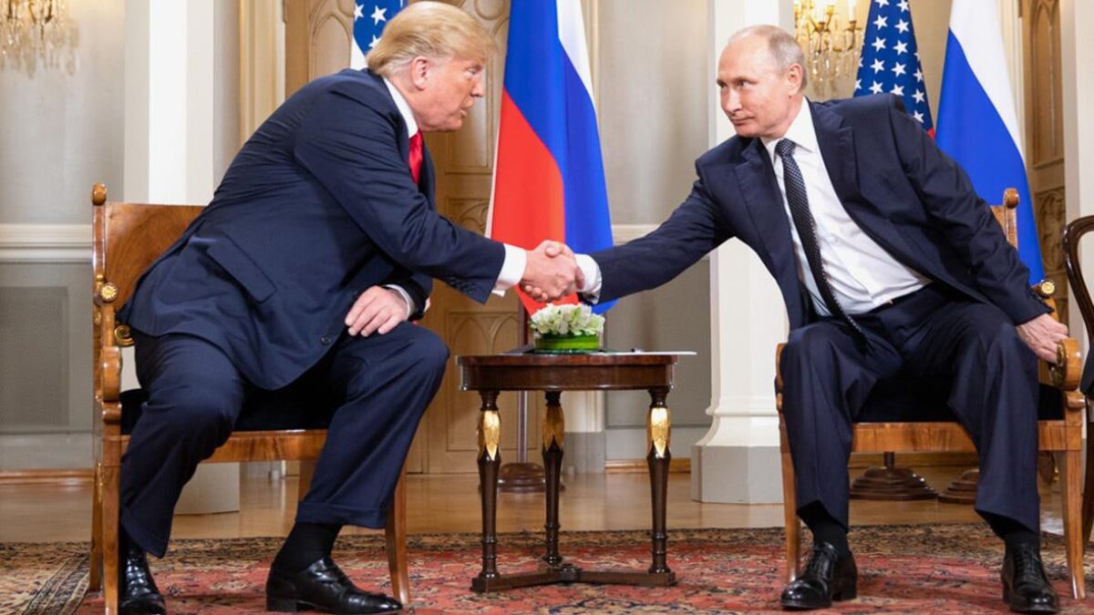 Putin chváli Trumpa ako odvážneho mediátora