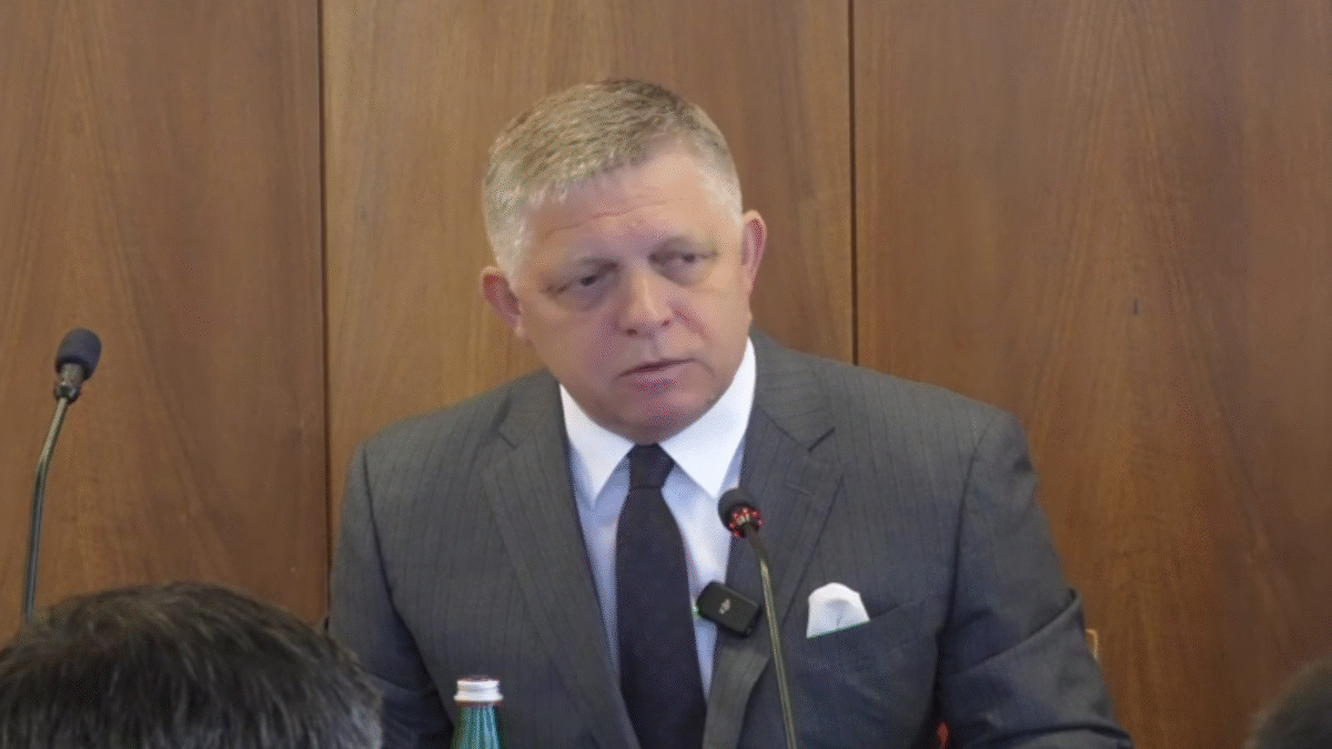 ROBERT FICO: KÝM NEDOSTANEME ODPOVEĎ OD EÚ ČO S PLYNOM PRE SLOVÁKOV, NEBUDEME HLASOVAŤ ZA 18. BALÍK SANKCIÍ.
