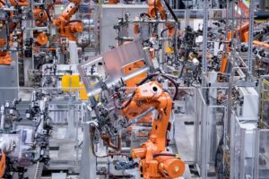 V bavorskom kovospracujúcom a elektronickom priemysle bolo v roku 2024 prepusten...