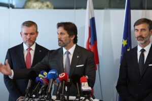 R. KALIŇÁK: BRÁNIME A POMÁHAME, ALE AJ STAVIAME A ZVEĽAĎUJEME