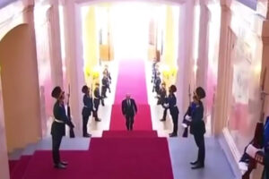 Austrália dnes oficiálne uvalila sankcie na ruského speváka „Shamana“