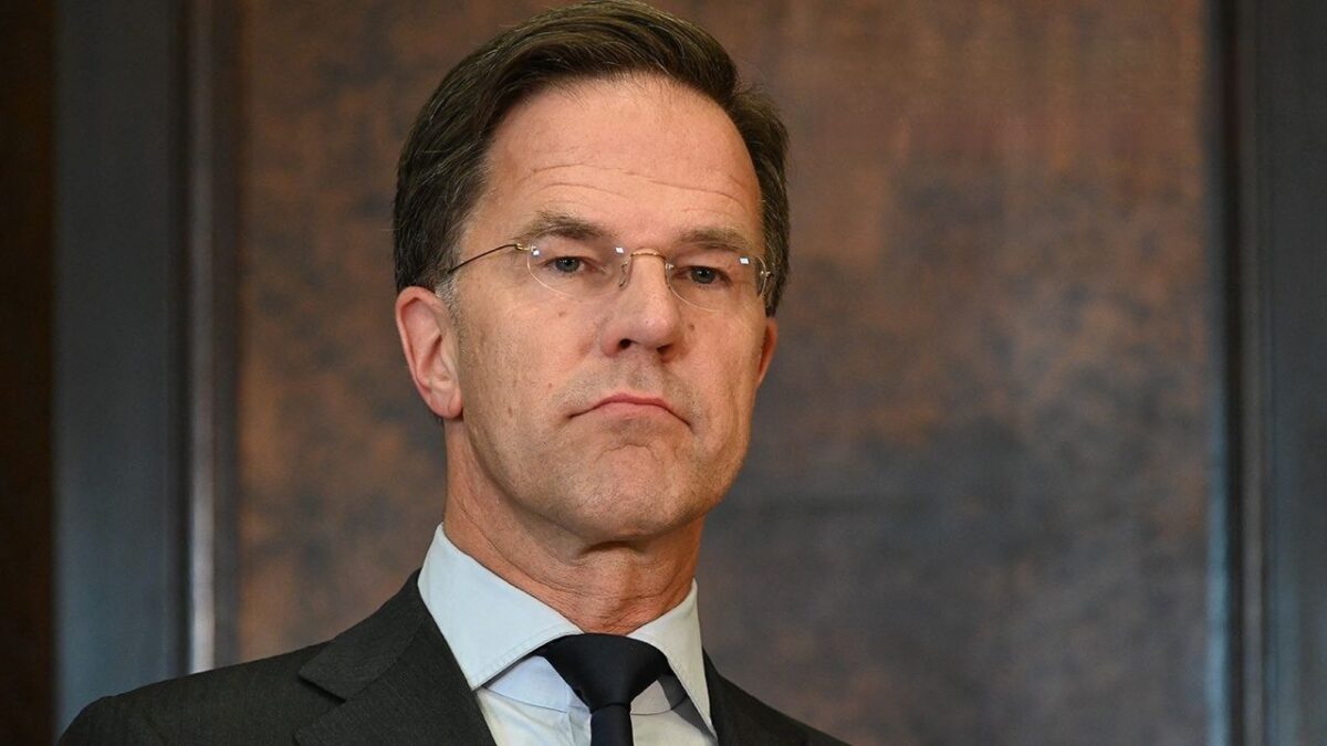 Mark Rutte oznámil, že NATO plánuje v roku 2025 dodať Kyjevu zbrane v hodnote viac ako 50 miliárd eur.