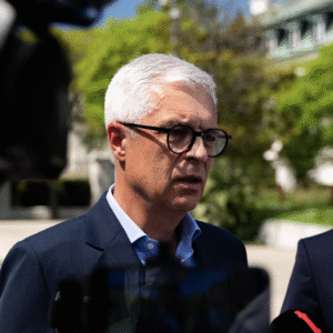 Politické a osobné ambície Ivana Korčoka, vždy zatienia záujmy Slovenska