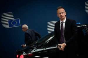 Maďarsko a Slovensko zablokovali prijatie 18. balíka sankcií proti Rusku, oznámi...