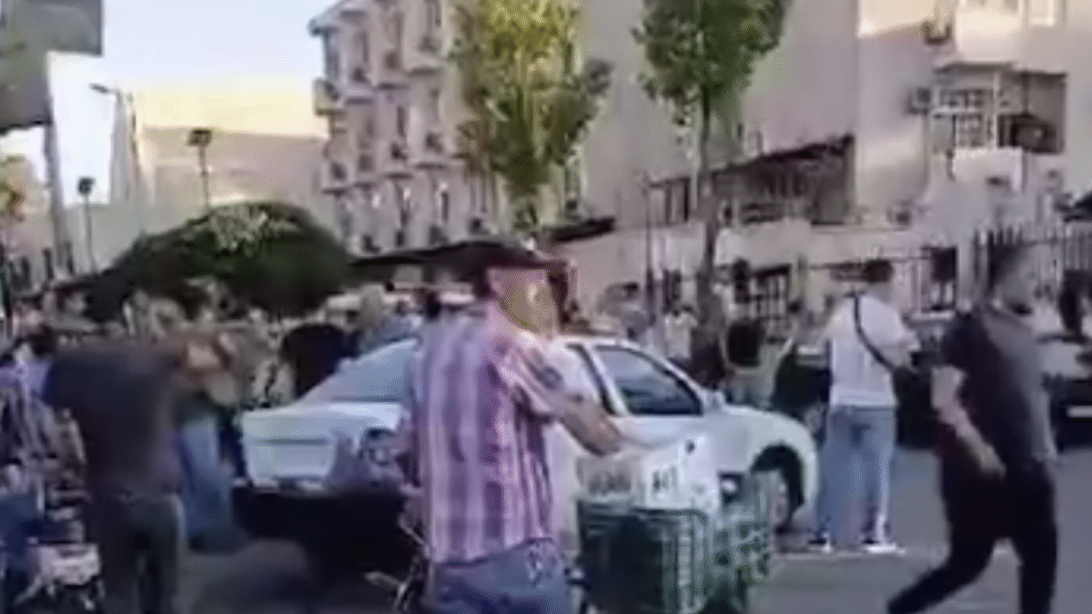 Pri teroristickom útoku v kostole Mar Elias v sýrskom Damasku bolo zabitých viac ako 15 ľudí a približne 22 ďalších bolo zranených