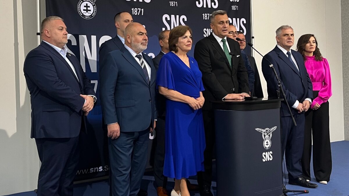 Uvznesenie 30. slávnostného snemu SNS