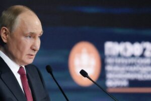 Putin: Rusko je nútené zriadiť bezpečnostné zóny pozdĺž hraníc