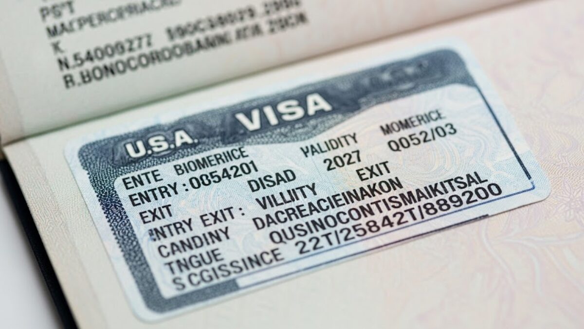 USA zvažujú vízové obmedzenia pre Európskych úradníkov kvôli „Európskej cenzúre prejavu“