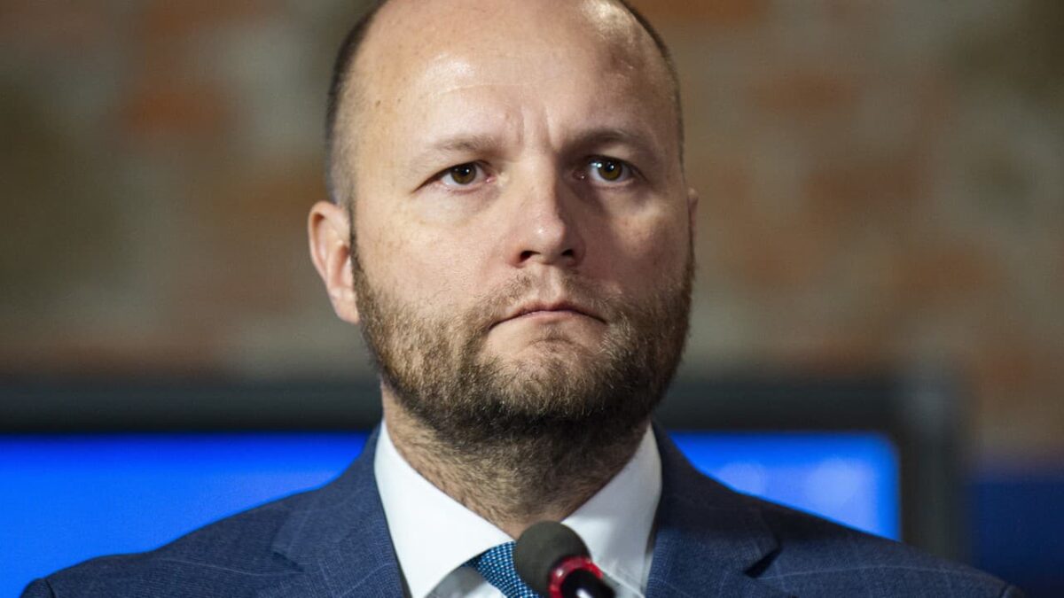 Prečo vlastne Európska prokuratúra rieši bývalého ministra obrany Jaroslava Naďa?!