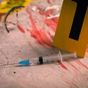 Prebiehajúce vyšetrovanie vo Francúzsku: Spojitosť mRNA vakcín a agresívnej Rako...