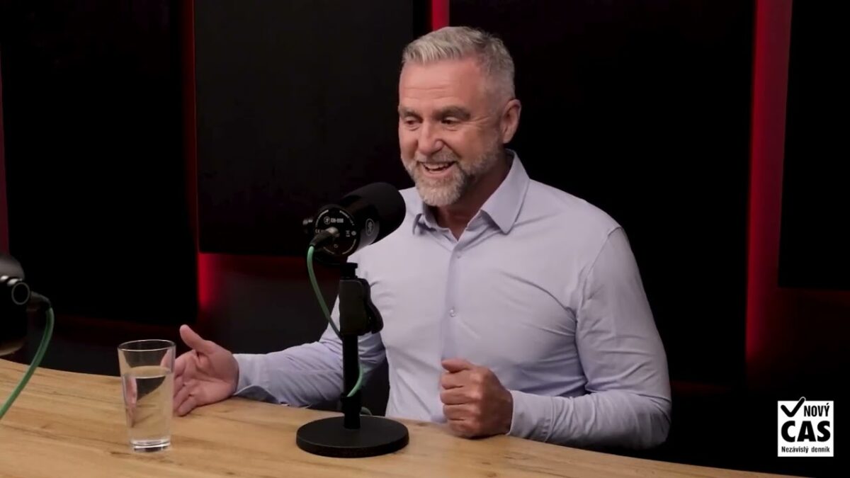 T. GAŠPAR: TO, ŽE SA NA VOJNOVÝ KONFLIKT NEPOZERÁM ČIERNOBIELO, NEZNAMENÁ, ŽE SA KLANIAM RUSKU