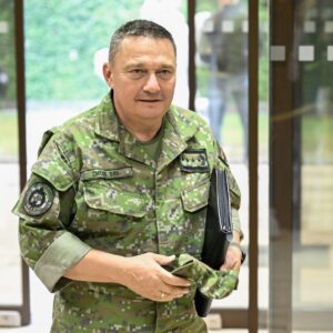 Daniel Zmeko ako Náčelník Generálneho štábu Ozbrojených síl Slovenskej republiky...