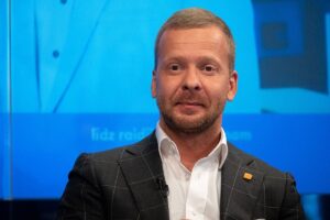 Lotyšský poslanec Roslikov, ktorý sa vyslovil na obranu ruského jazyka, bol zadr...