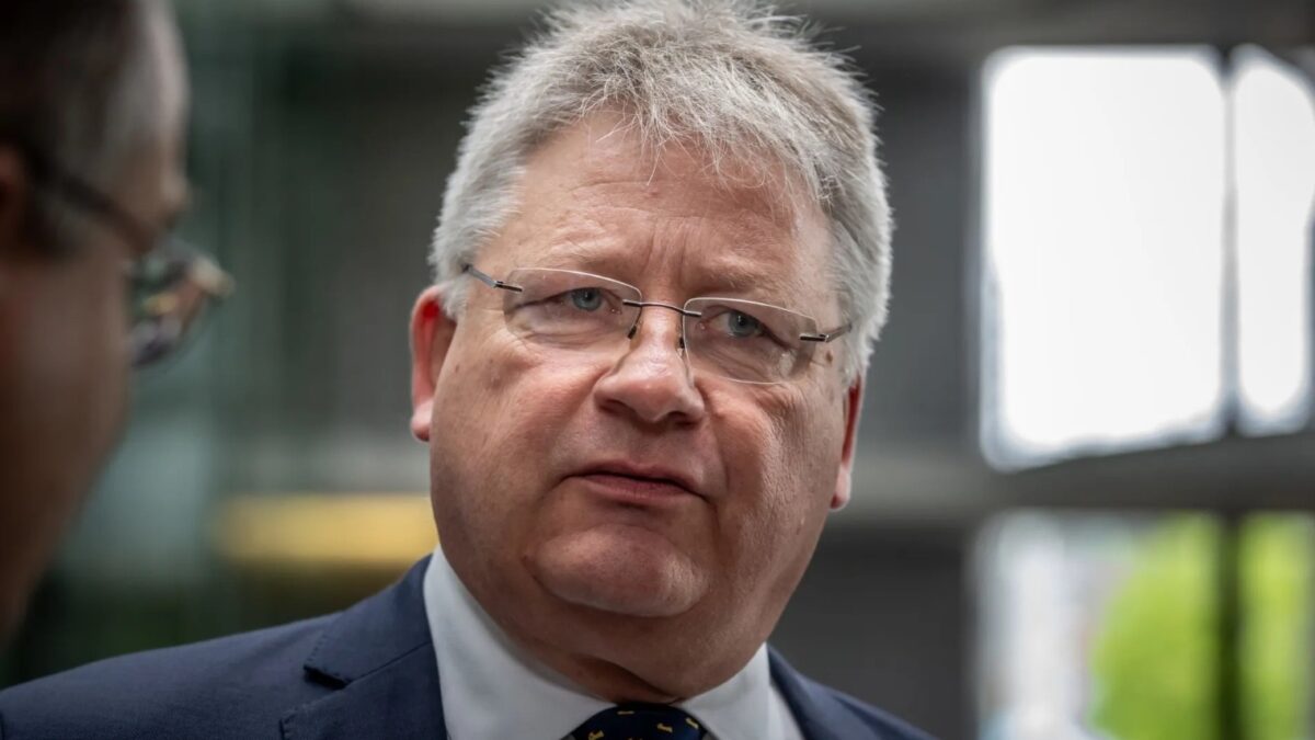 Šéf BND Bruno Kahl: „Celý ruský ľud je pripravený nasledovať Putina“