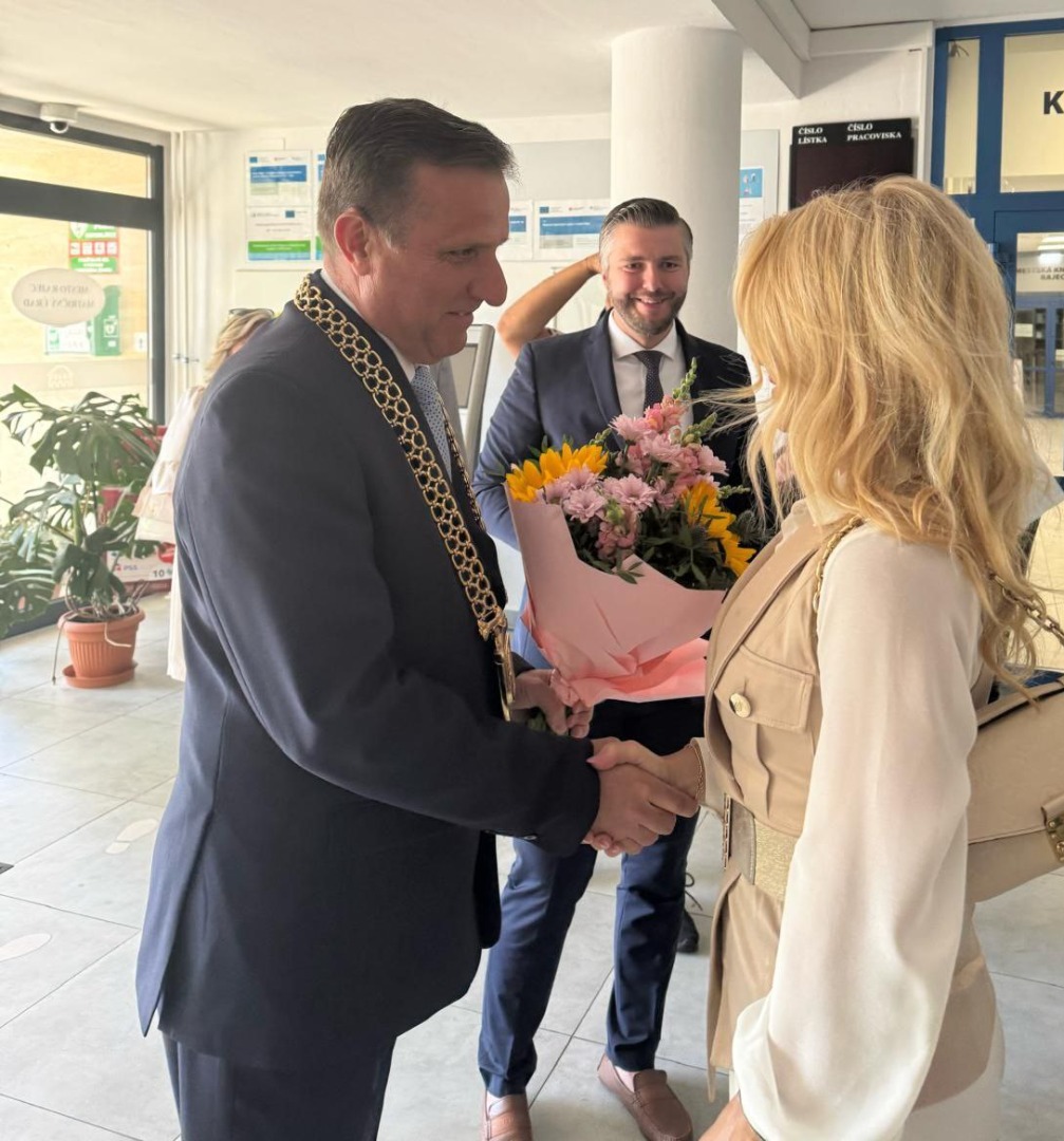 Slovenský večerník Slovenský večerník