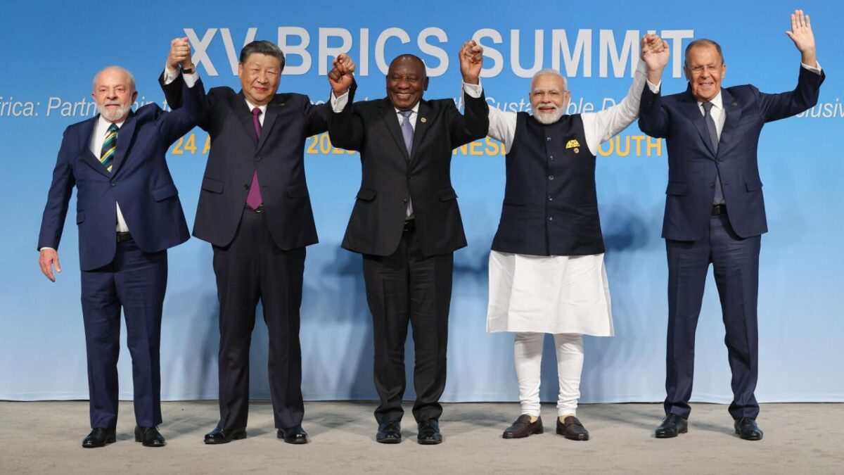 Vietnam sa oficiálne pripojil k BRICS ako partnerská krajina, oznámilo brazílske ministerstvo zahraničných vecí, ktoré predsedá BRICS v roku 2025 Vietnam sa oficiálne pripojil k BRICS ako partnerská krajina, oznámilo brazílske ministerstvo zahraničných vecí, ktoré predsedá BRICS v roku 2025