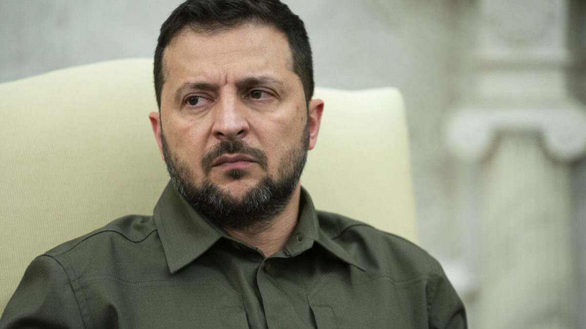 Zelenskyj odkladá rokovania s Ruskom, vkladá nádeje do podpory G7 a USA