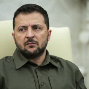 Zelenskyj odkladá rokovania s Ruskom, vkladá nádeje do podpory G7 a USA