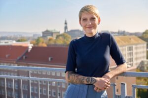 Koľko zarába komisárka pre LGBT záležitosti v Nemecku?