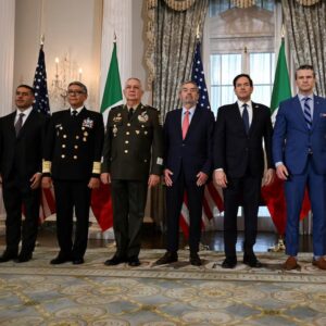 USA naliehajú na Mexiko, aby stíhalo a vydalo politikov s väzbami na kartel