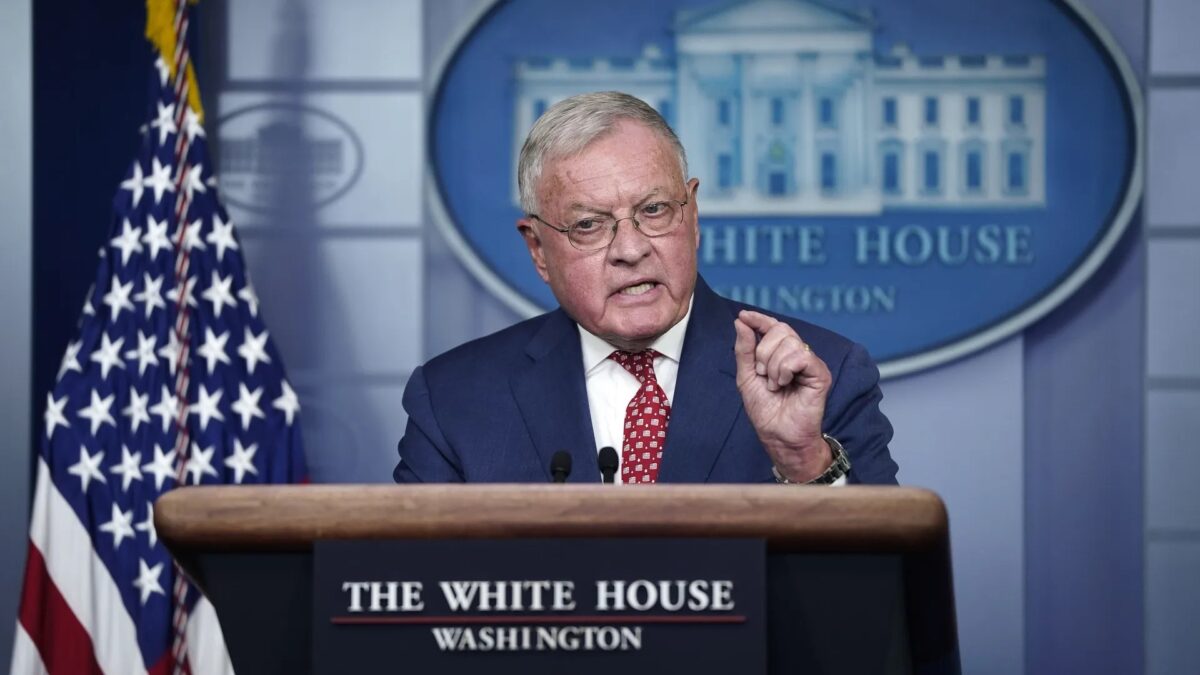 USA navrhujú prímerie pozdĺž súčasných frontových línií na Ukrajine, pričom by si každá strana ponechala kontrolu nad územím, ktoré drží