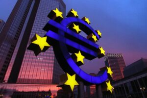 ECB znížila svoju kľúčovú úrokovú sadzbu už piatykrát od leta – teraz na 2,75 %....