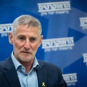 Izraelský opozičný líder Jair Golan: Neverím Netanjahuovi v otázke Iránu