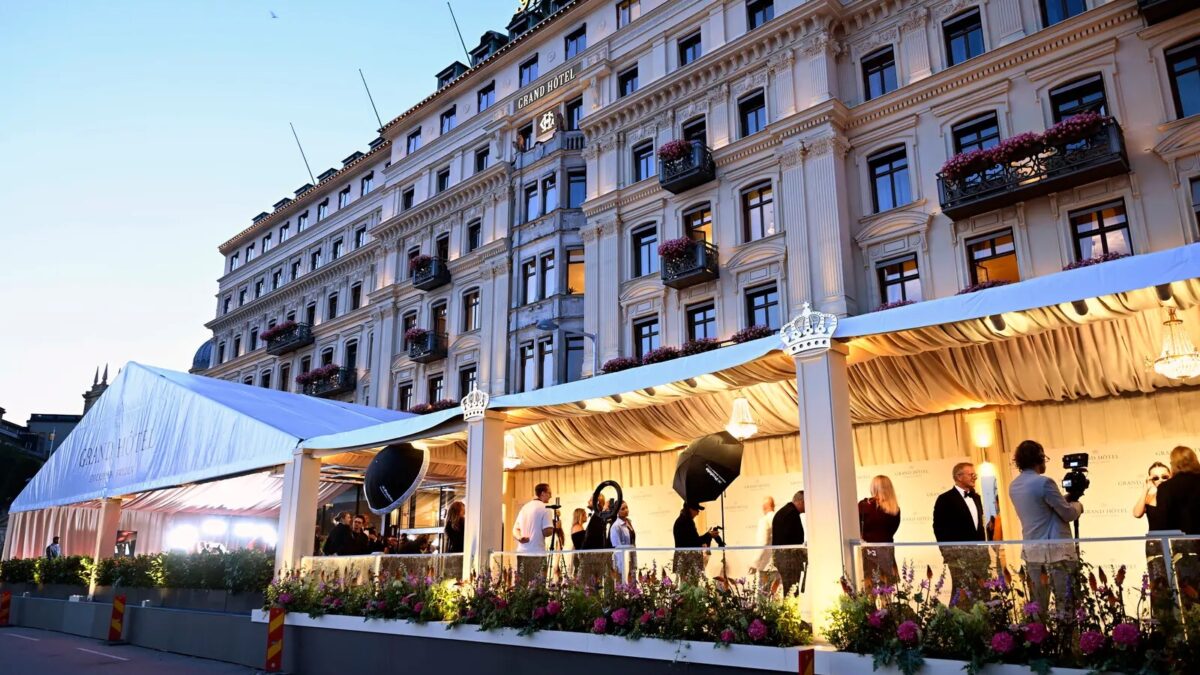 Skupina Bilderberg sa zišla v Grand Hoteli v Štokholme, čo spôsobilo rozruch kvôli utajeniu okolo podujatia