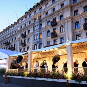 Skupina Bilderberg sa zišla v Grand Hoteli v Štokholme, čo spôsobilo rozruch kvô...