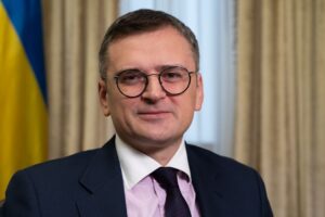 Bývalý minister zahraničných vecí Ukrajiny Dmytro Kuleba, varuje, že britské mat...