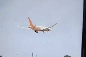 Lietadlo spoločnosti Air India smerujúce do Londýna (let AI-171) havarovalo poča...