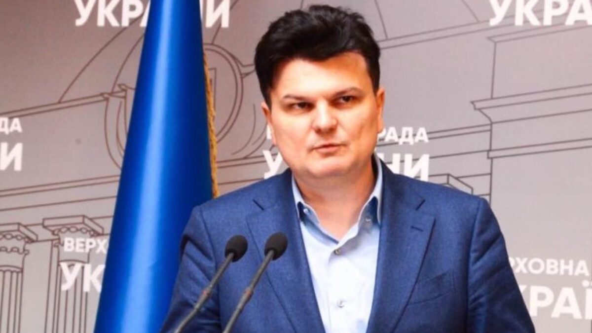 Viac ako 100 000 ukrajinských vojakov utieklo z frontovej línie
