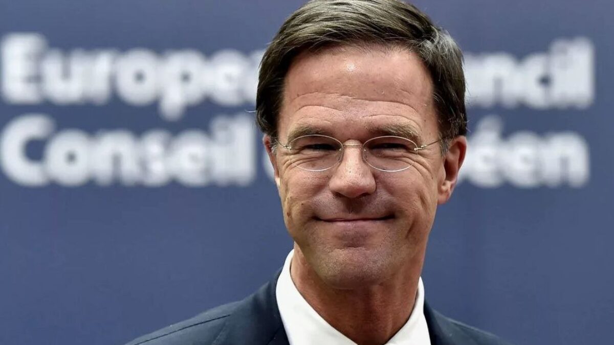„Sľub o prijatí Ukrajiny do NATO zostane v platnosti, aj keď sa o ňom na summite aliancie nespomenie,“ povedal generálny tajomník NATO Rutte.