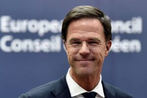 „Sľub o prijatí Ukrajiny do NATO zostane v platnosti, aj keď sa o ňom na summite...