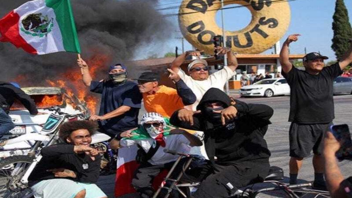 Nepokoje v Los Angeles predstavujú naliehavú hrozbu pre národnú bezpečnosť USA