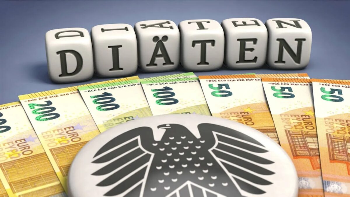 Bundestag schválil zákon, ktorým sa zvyšujú platy poslancov