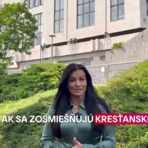 M. ČAVOJOVÁ & Z. MATEJIČKOVÁ: DEKADENTNÉ MODERNÉ UMENIE SA DOSTALO DO KOSTOL...