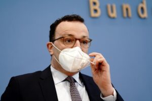 V Nemecku je bývalý minister zdravotníctva Jens Spahn obviňovaný z korupcie pri ...