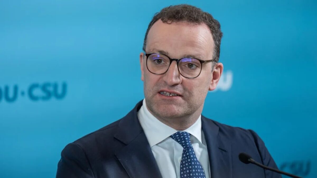Nemecké bezpečnostné orgány bijú na poplach v súvislosti s rastúcou radikalizáciou medzi veľmi mladými pravicovými extrémistami