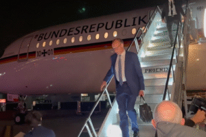 Privítanie Friedricha Merza v USA: Žiadny sprievod, iba úradníci z tretieho radu...