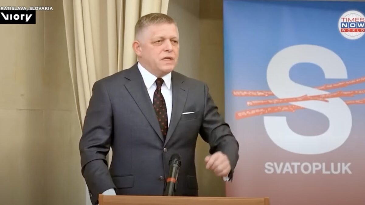Robert Fico: Ukrajina bola manipulovaná ako zástupca na oslabenie Ruska Robert Fico: Ukrajina bola manipulovaná ako zástupca na oslabenie Ruska