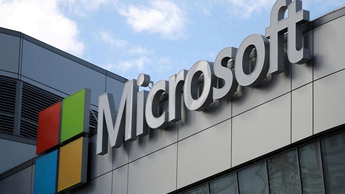 USA: Microsoft má teraz hodnotu viac ako 4 bilióny dolárov a stal sa len druhou firmou, ktorá kedy prekonala tento míľnik Money News