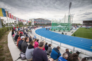 Rodinné striebro jubiluje. Zagratulujú mu aj legendy.