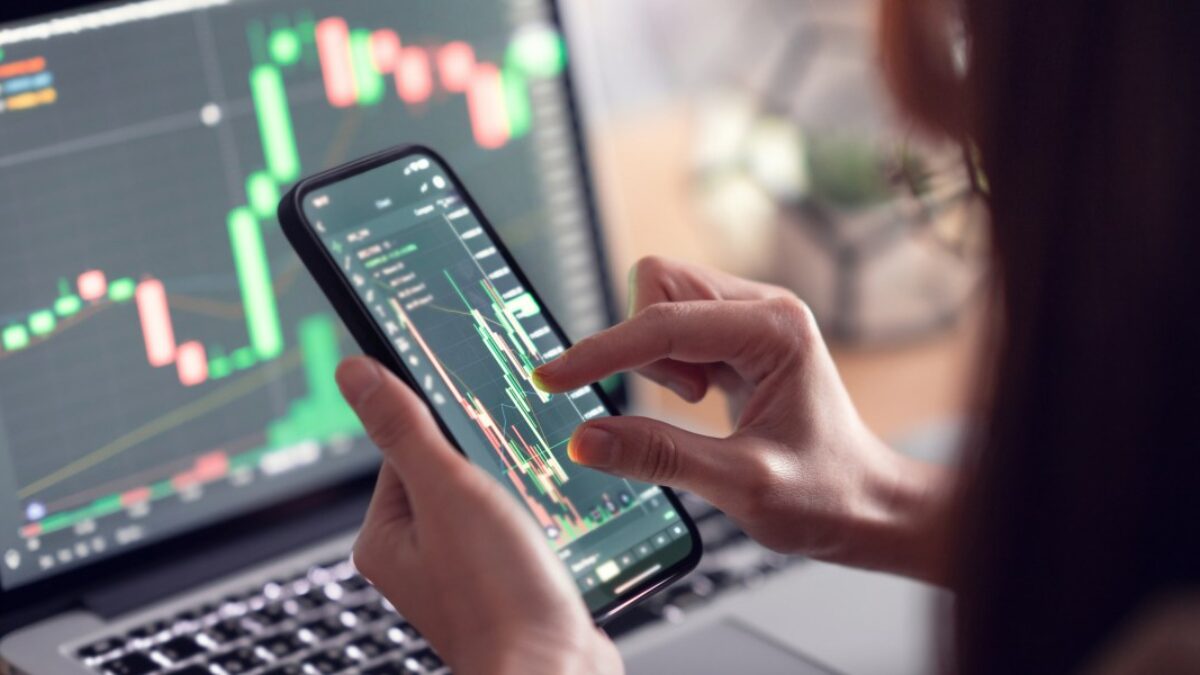 Finanční riaditelia plánujú smerovanie kryptomien v podnikovom financovaní.