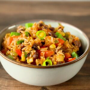 Jednoduché a chutné vegánske ryžové jedlo