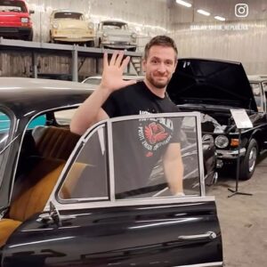 Návšteva jedinečnej súkromnej auto-moto zbierky v Nitre