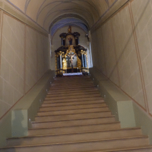 Sväté schody majú údajne len dve verné kópie, jednu v Malackách.